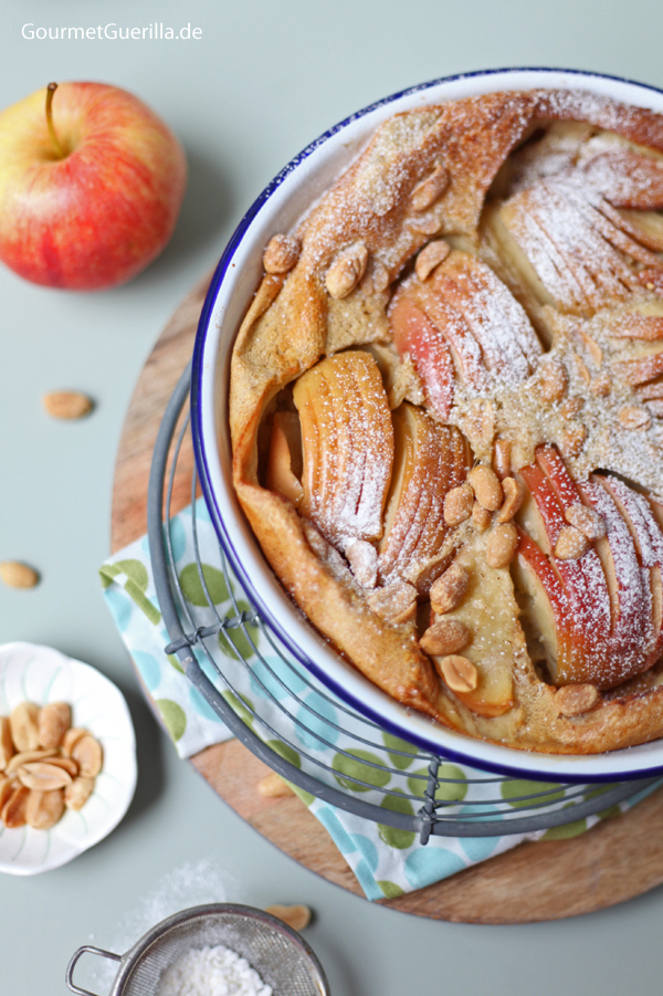 Clafoutis mit Äpfeln und Erdnüssen