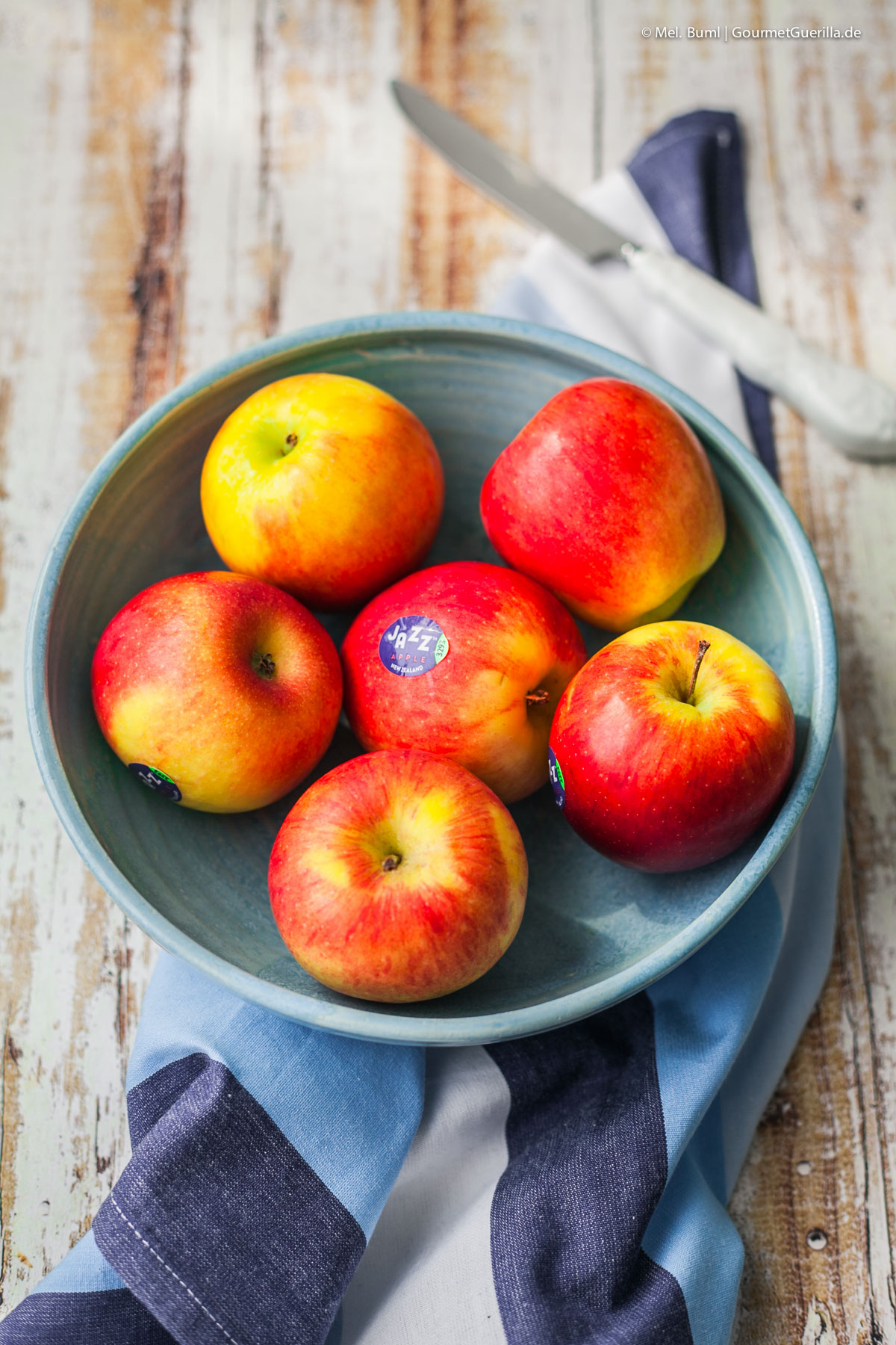 Jazz Äpfel für Feiste Stulle mit Camenbert, karamellisiertem Apfel und Mango-Chuntey | GourmetGuerilla.de